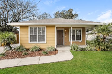 376 Chinaberry Ave Oviedo, FL 32765